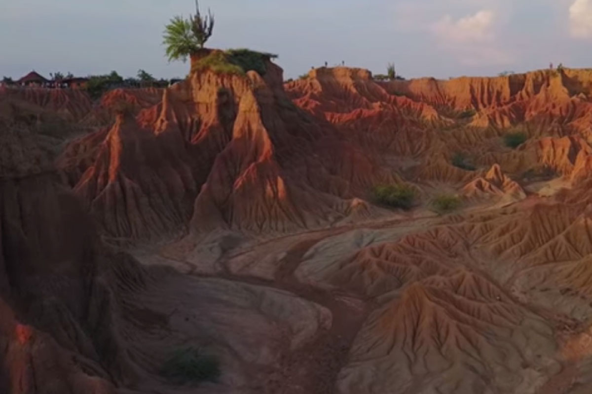 DESIERTO DE LA TATACOA - FULL DAY
