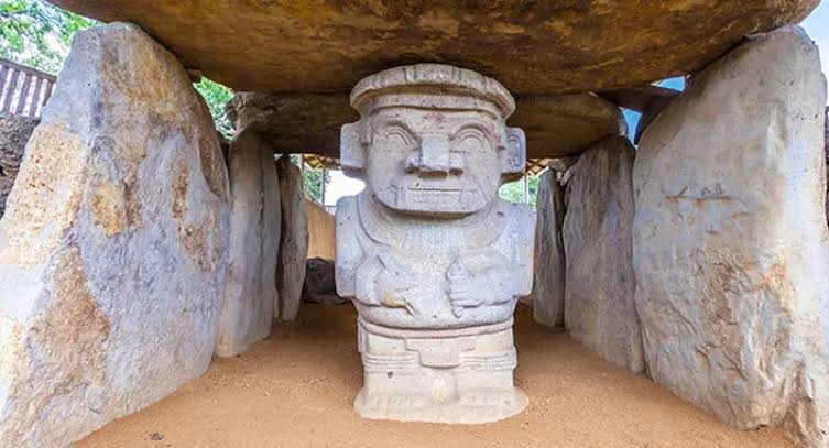 TIERRADENTRO MISTERIO DE UNA TIERRA DE HIPOGEOS